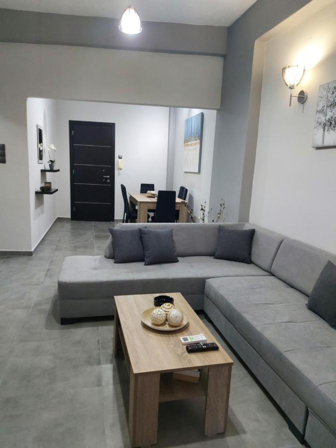 Felou's House 1 Apartment