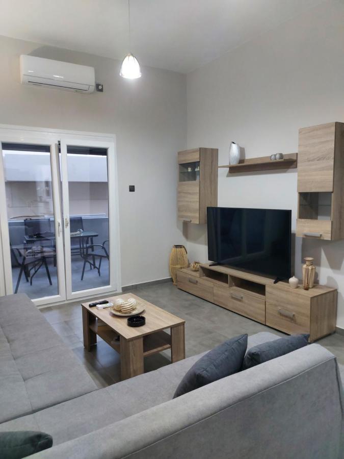 Felou's House 1 Apartment